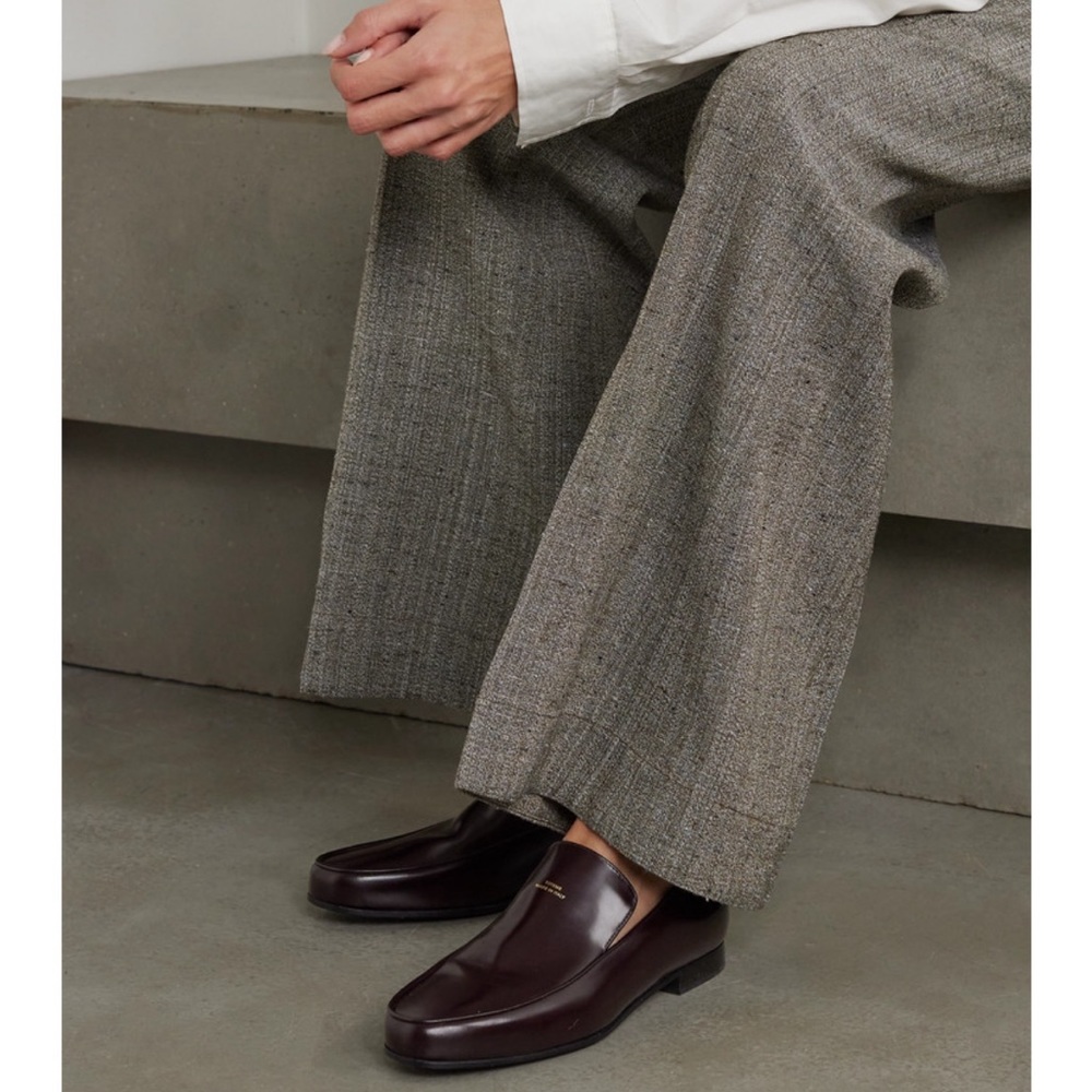 Toteme the Oval Leather loafers